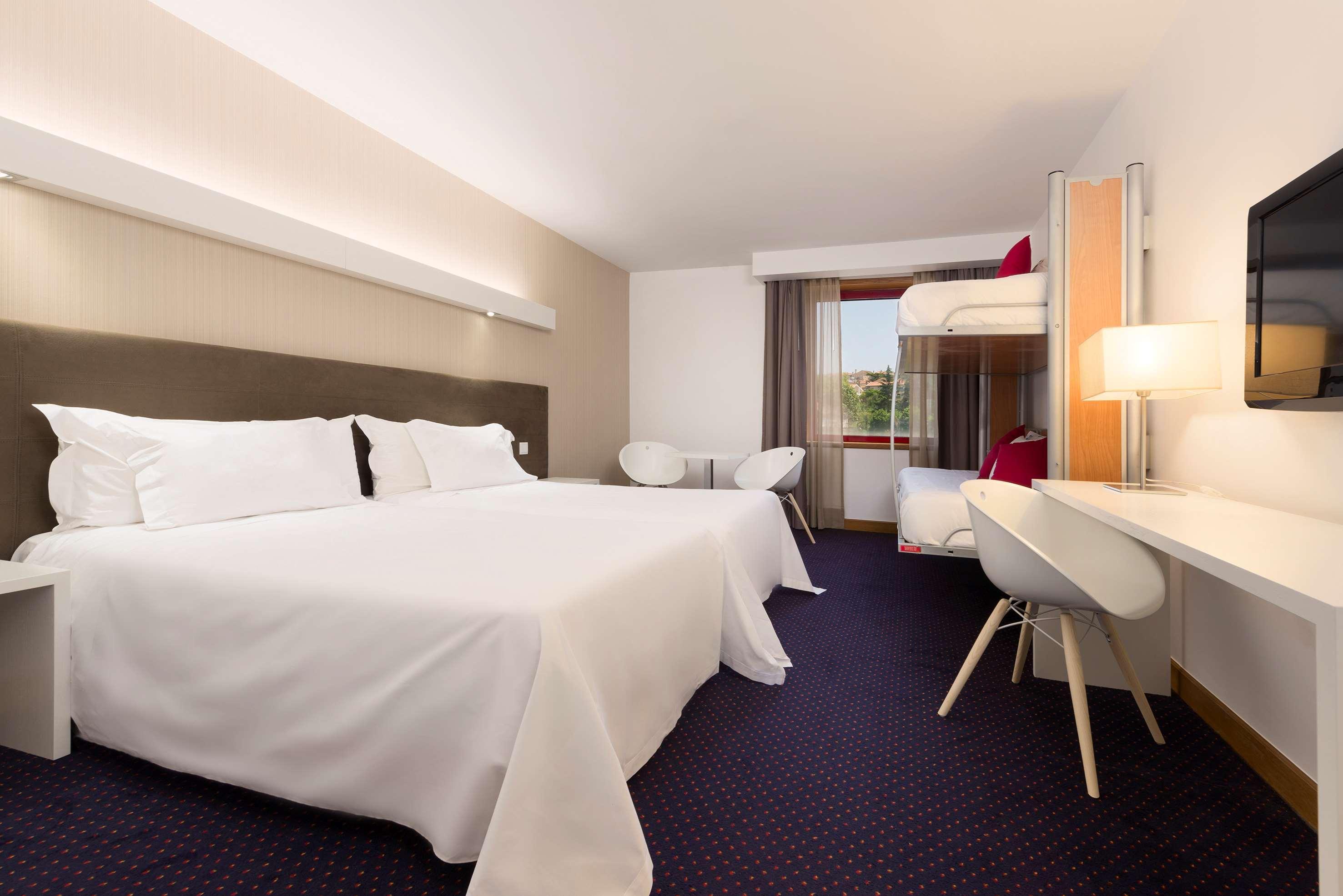 Hotel Coimbra Aeminium, Affiliated By Melia Экстерьер фото