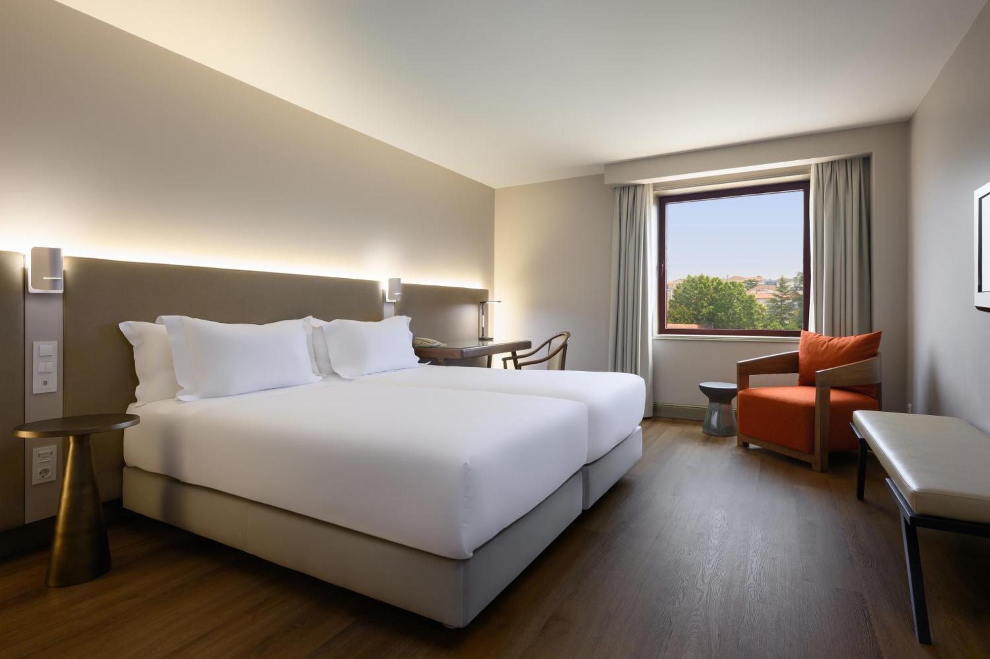 Hotel Coimbra Aeminium, Affiliated By Melia Экстерьер фото
